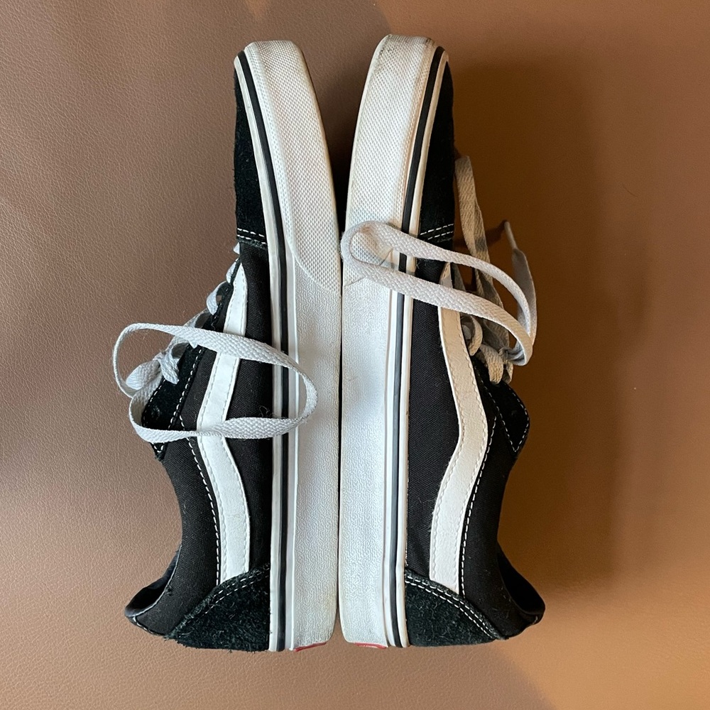 Vans Sneakers Ward Lo Suede Sneaker School Women’s Size 8